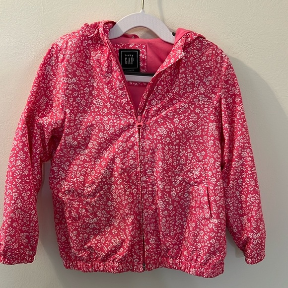 Baby GAP Pink wind breaker jacket with white floral print size: 5 - Picture 1 of 5